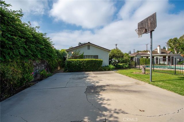 375 W Las Flores, Arcadia, CA 91007