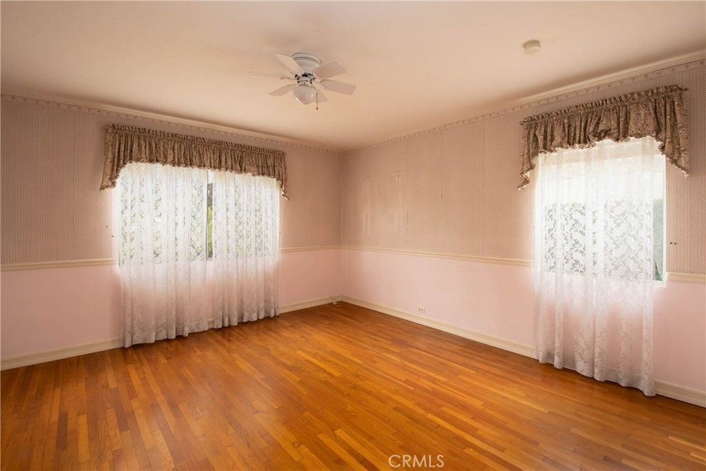 Image 16 of property listing at 375 W Las Flores, Arcadia, CA 91007