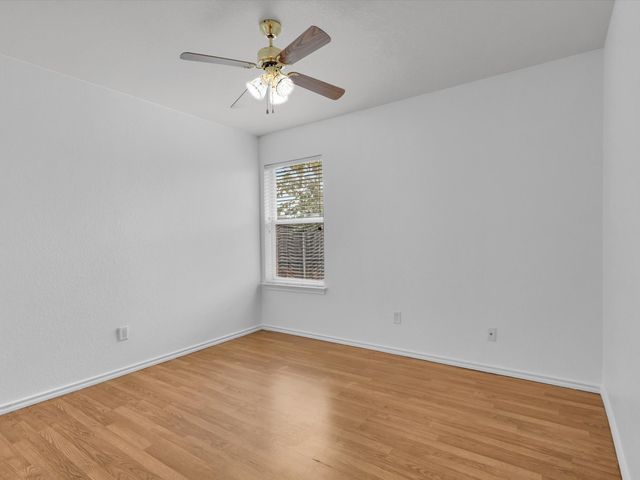 3000 Prairie Hill Lane, Arlington, TX 76010