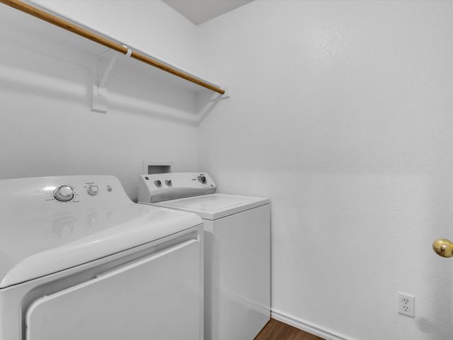 3000 Prairie Hill Lane, Arlington, TX 76010