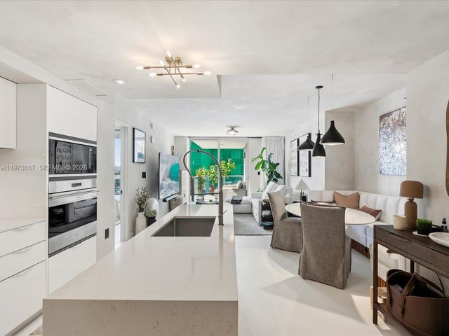 9521 E Bay Harbor Drive 705, Bay Harbor Islands, FL 33154