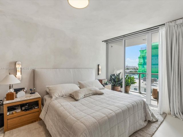 9521 E Bay Harbor Drive 705, Bay Harbor Islands, FL 33154