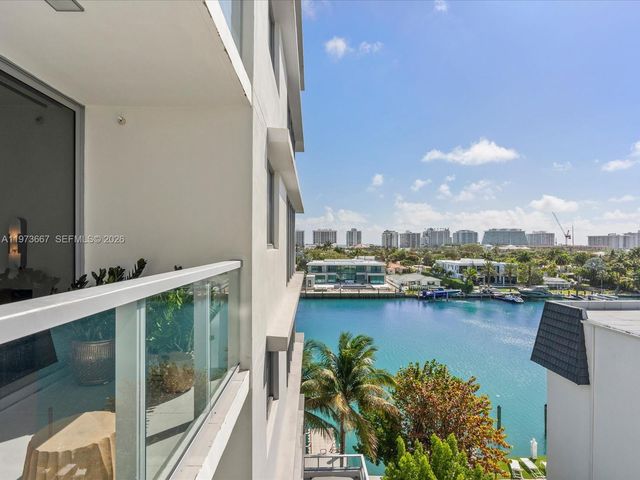 9521 E Bay Harbor Drive 705, Bay Harbor Islands, FL 33154