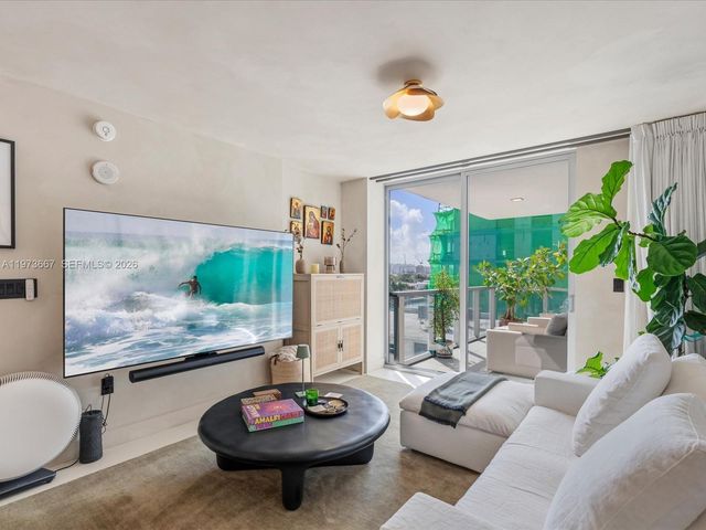 9521 E Bay Harbor Drive 705, Bay Harbor Islands, FL 33154