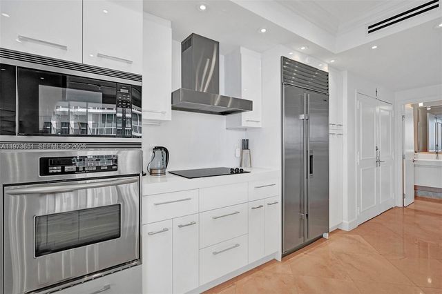 10205 Collins Ave P8, Bal Harbour, FL 33154