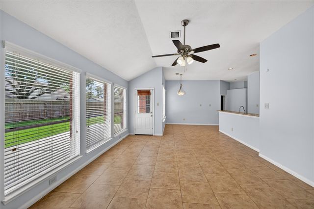 4535 Backenberry Drive, Friendswood, TX 77546