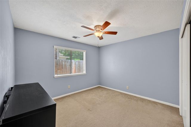 4535 Backenberry Drive, Friendswood, TX 77546