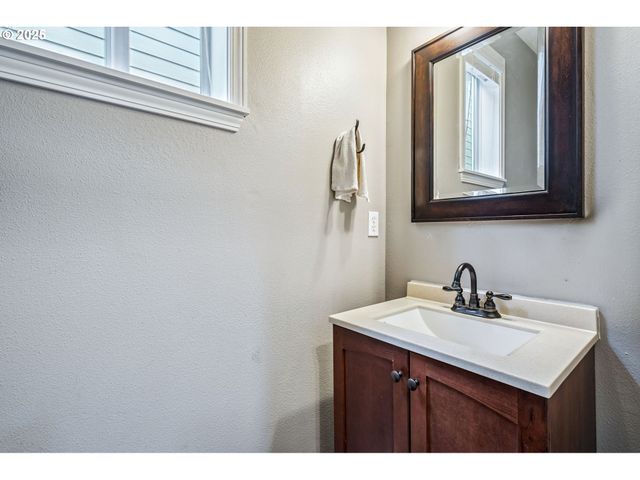7650 Sw CARRIAGE OAKS Ln, Wilsonville, OR 97070