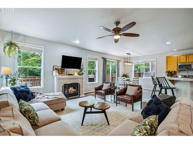 7650 Sw CARRIAGE OAKS Ln, Wilsonville, OR 97070
