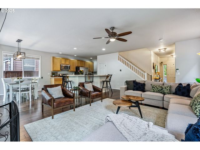 7650 Sw CARRIAGE OAKS Ln, Wilsonville, OR 97070