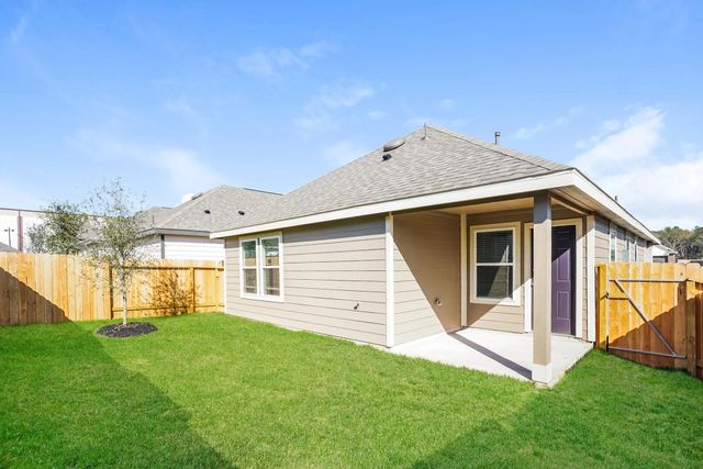 2812 Briggs Drive, Conroe, TX 77301