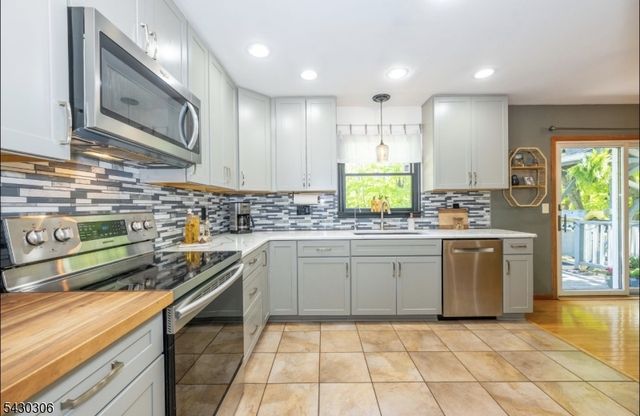 83 Brink Rd, Wantage Twp., NJ 07461