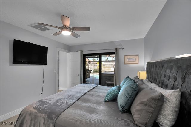 1529 SW 52nd TER, Cape Coral, FL 33914