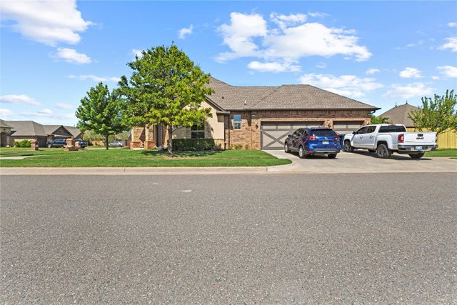 11201 SW 37th Street, Mustang, OK 73064