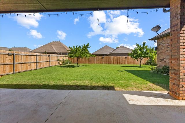 11201 SW 37th Street, Mustang, OK 73064