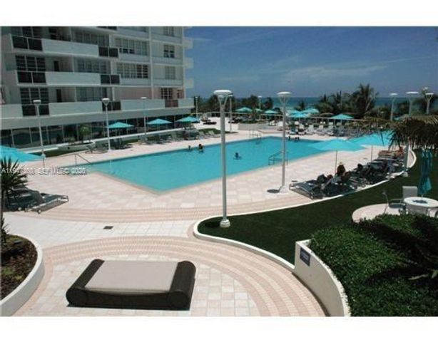 100 Lincoln Rd 1206, Miami Beach, FL 33139