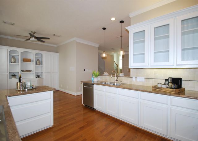 2410 Dorrington Street B, Houston, TX 77030