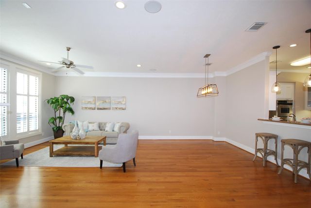 2410 Dorrington Street B, Houston, TX 77030