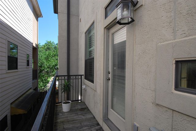 2410 Dorrington Street B, Houston, TX 77030