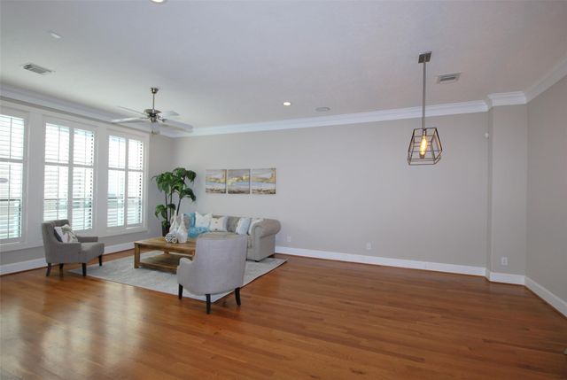 2410 Dorrington Street B, Houston, TX 77030