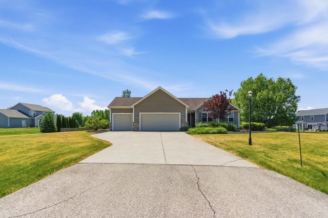 543 Camarosa COURT, Cedarburg, WI 53012