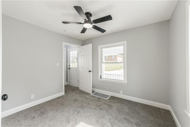 936 St Paul Avenue, Excelsior Springs, MO 64024