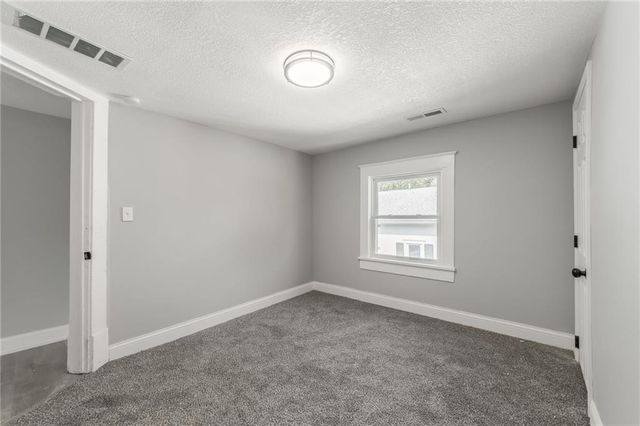 936 St Paul Avenue, Excelsior Springs, MO 64024