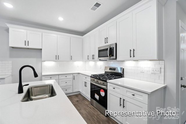 4263 Black Court, Harrisburg, NC 28075