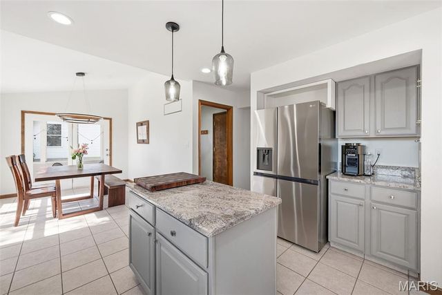 1888 Willow Oak Drive, St Charles, MO 63303