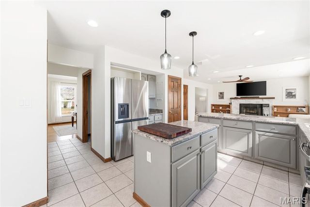 1888 Willow Oak Drive, St Charles, MO 63303