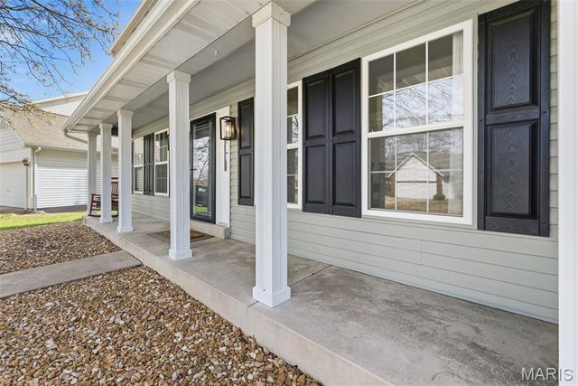 1888 Willow Oak Drive, St Charles, MO 63303