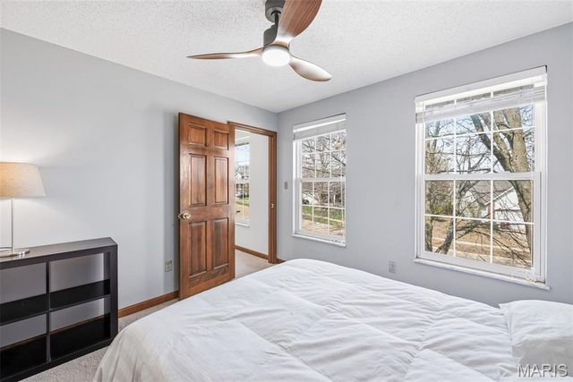 1888 Willow Oak Drive, St Charles, MO 63303