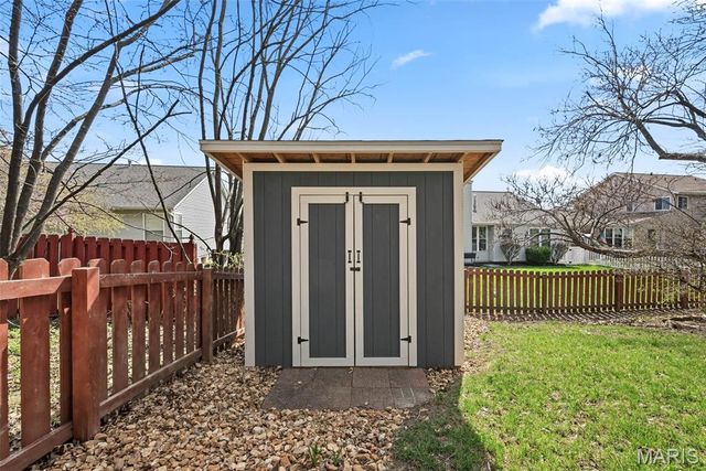 1888 Willow Oak Drive, St Charles, MO 63303