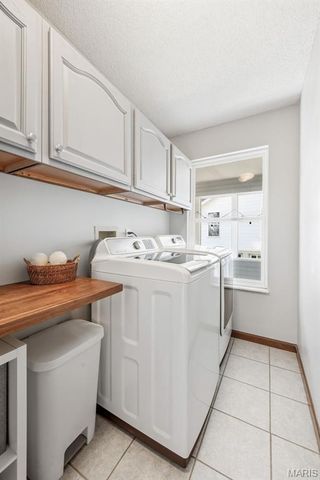 1888 Willow Oak Drive, St Charles, MO 63303