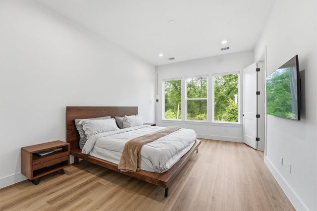 6042 Cebra Street, Houston, TX 77091