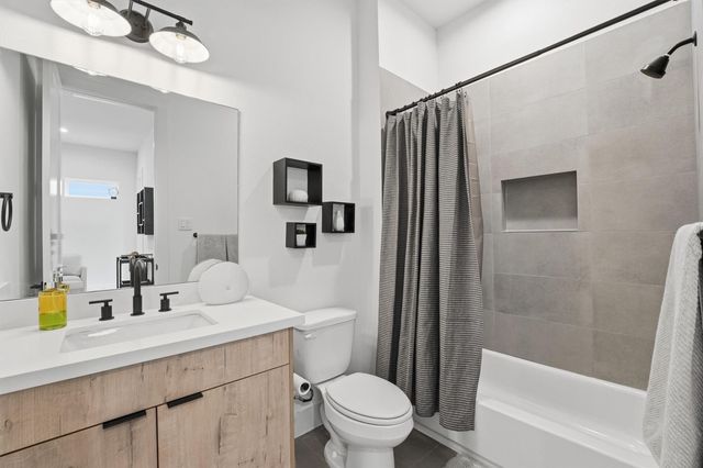 6042 Cebra Street, Houston, TX 77091