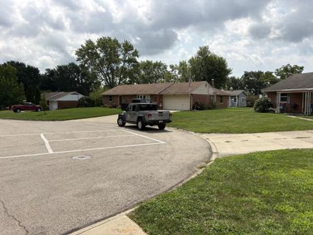 3040 Viewcrest Place, Kettering, OH 45420