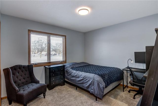 1517 E Clairemont Avenue, Eau Claire, WI 54701