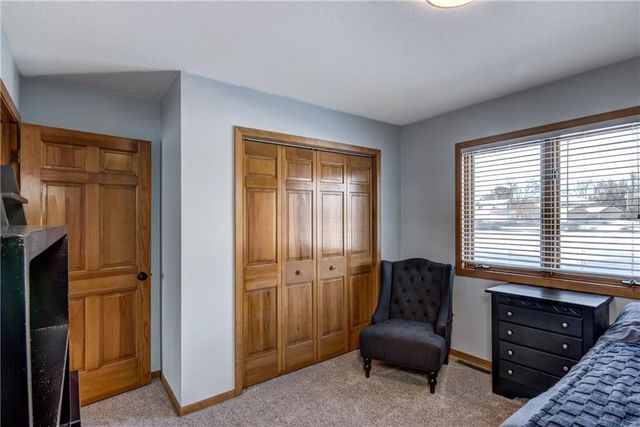 1517 E Clairemont Avenue, Eau Claire, WI 54701