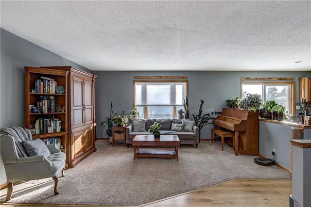 1517 E Clairemont Avenue, Eau Claire, WI 54701