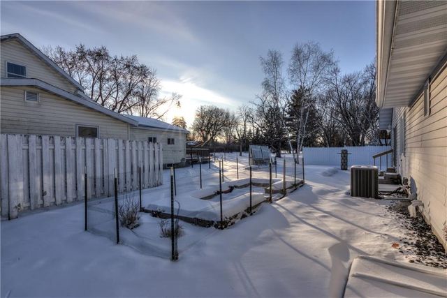 1517 E Clairemont Avenue, Eau Claire, WI 54701