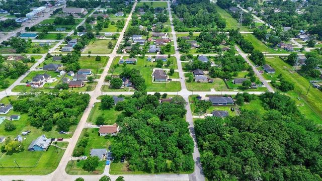 TBD Avenue H, Dickinson, TX 77539