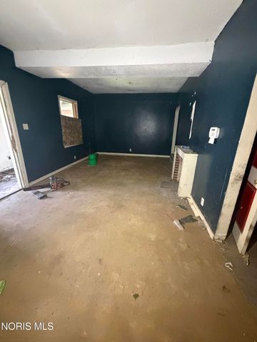 439 Clark Street, Toledo, OH 43605