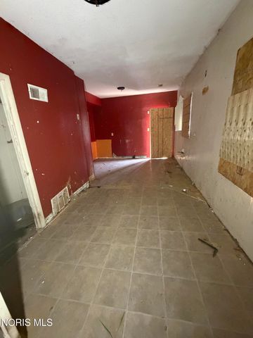 439 Clark Street, Toledo, OH 43605