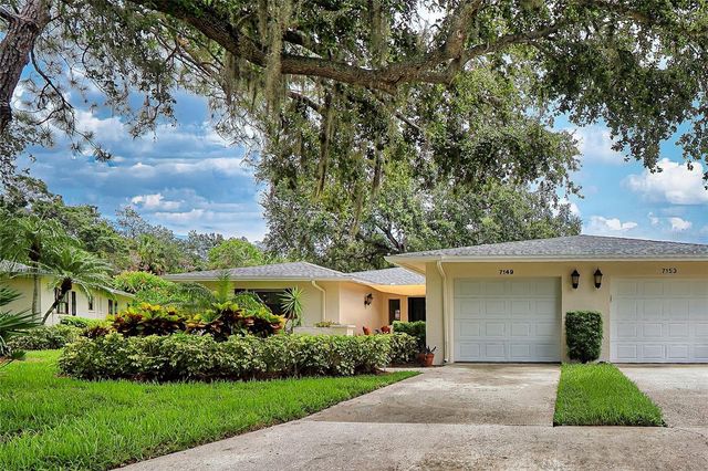 7149 FAIRWAY BEND CIRCLE, Sarasota, FL 34243