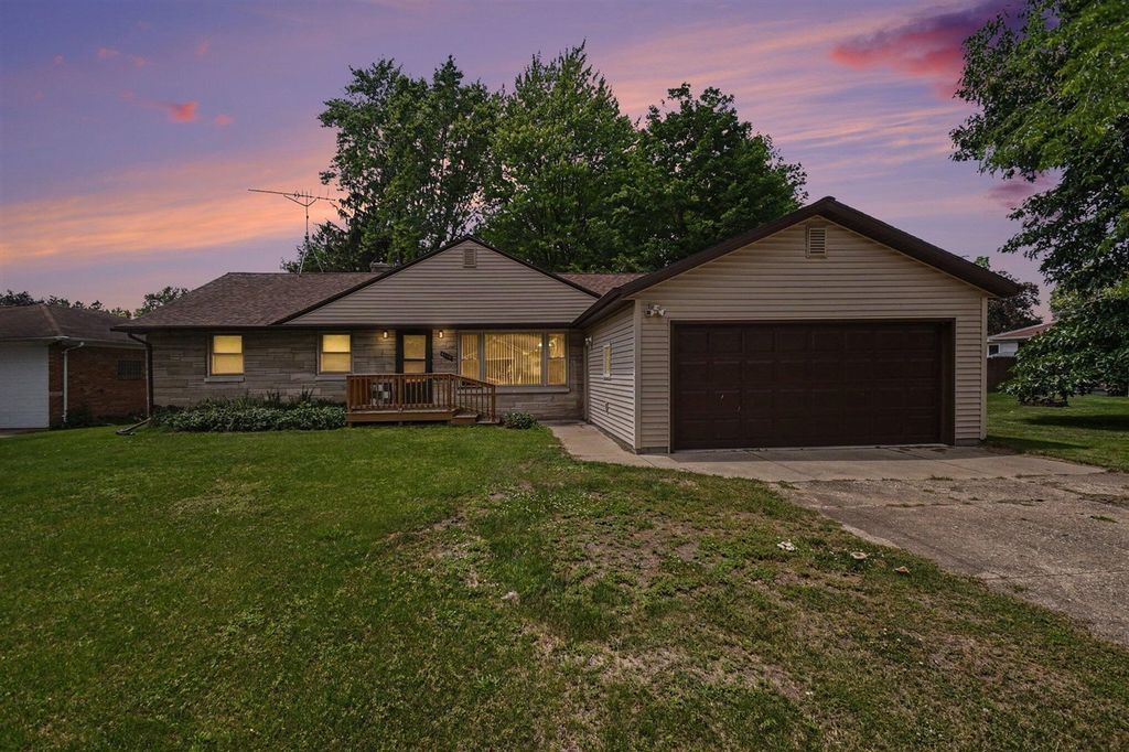 2176 Truman Drive, Benton Harbor, MI 49022