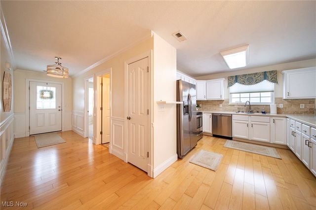 714 Rivers Edge Lane, Painesville, OH 44077