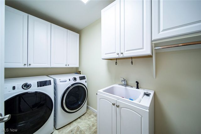 714 Rivers Edge Lane, Painesville, OH 44077