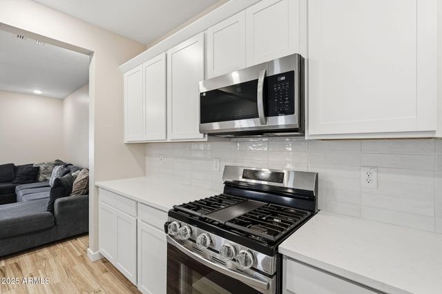 18156 W LARKSPUR Drive, Goodyear, AZ 85338