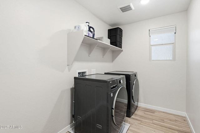 18156 W LARKSPUR Drive, Goodyear, AZ 85338